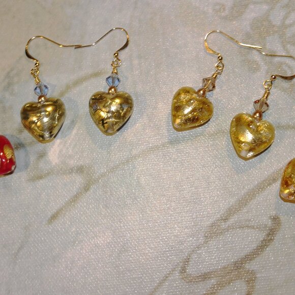 Hand-crafted drop earrings from Czech hearts in four stylish colors - Picture 3 of 12